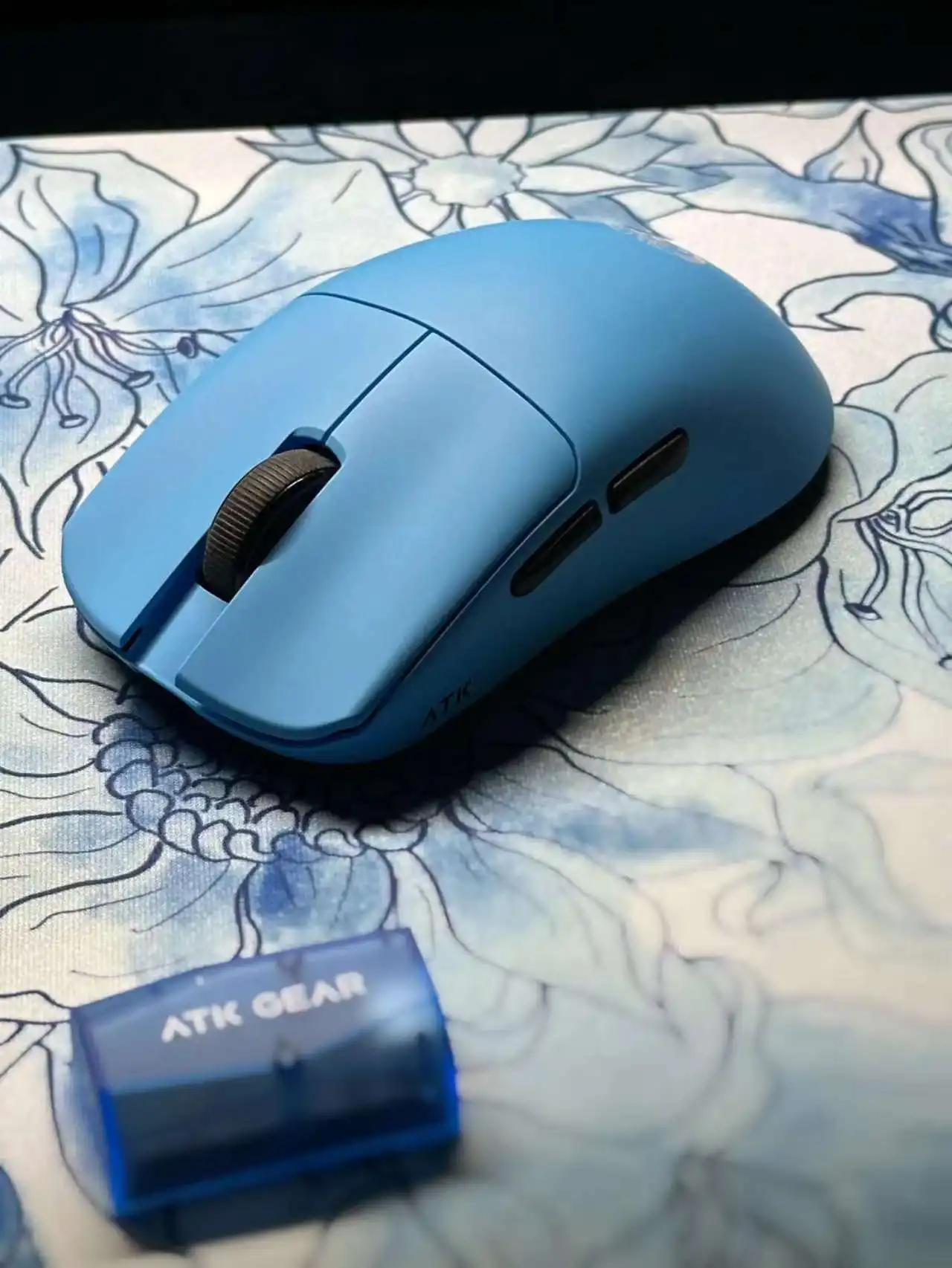 ATK Blazing Sky F1 V2 Ultimate - đánh giá và giá Pc Gaming Ultra
